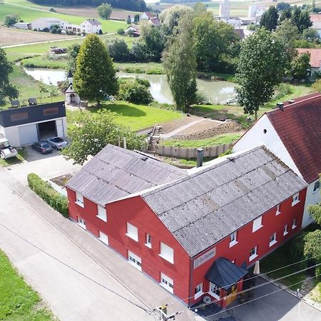Zur Dorfmuhle Hostel Aislingen Bagian luar foto