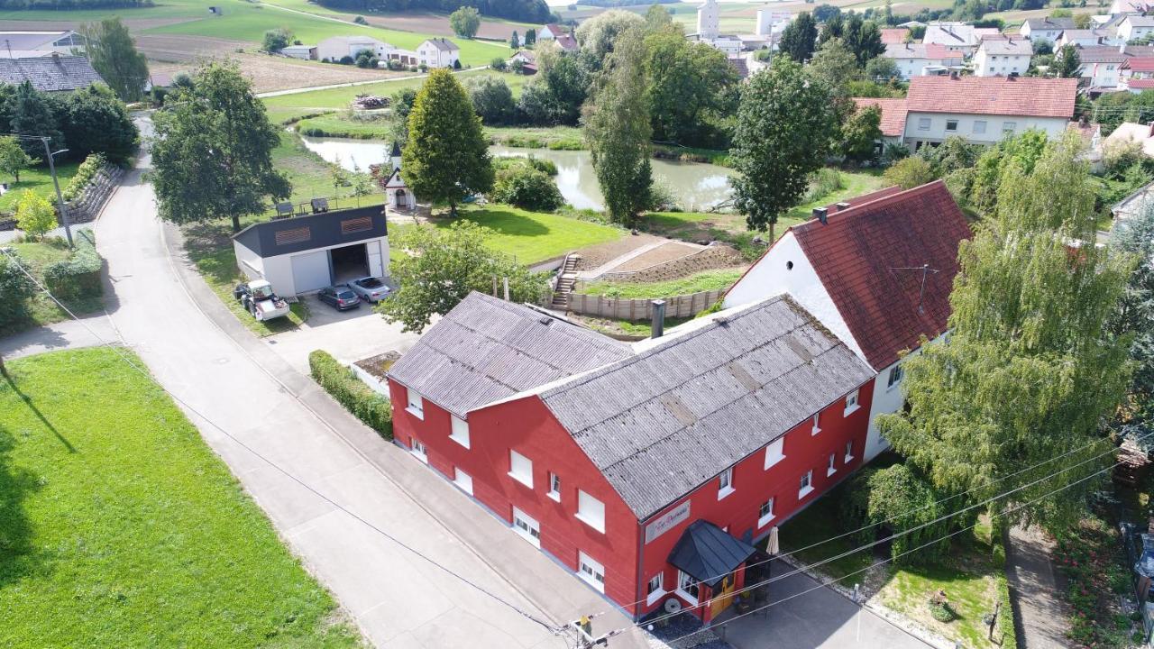Zur Dorfmuhle Hostel Aislingen Bagian luar foto