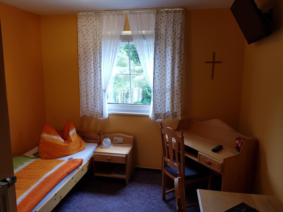 Zur Dorfmuhle Hostel Aislingen Bagian luar foto