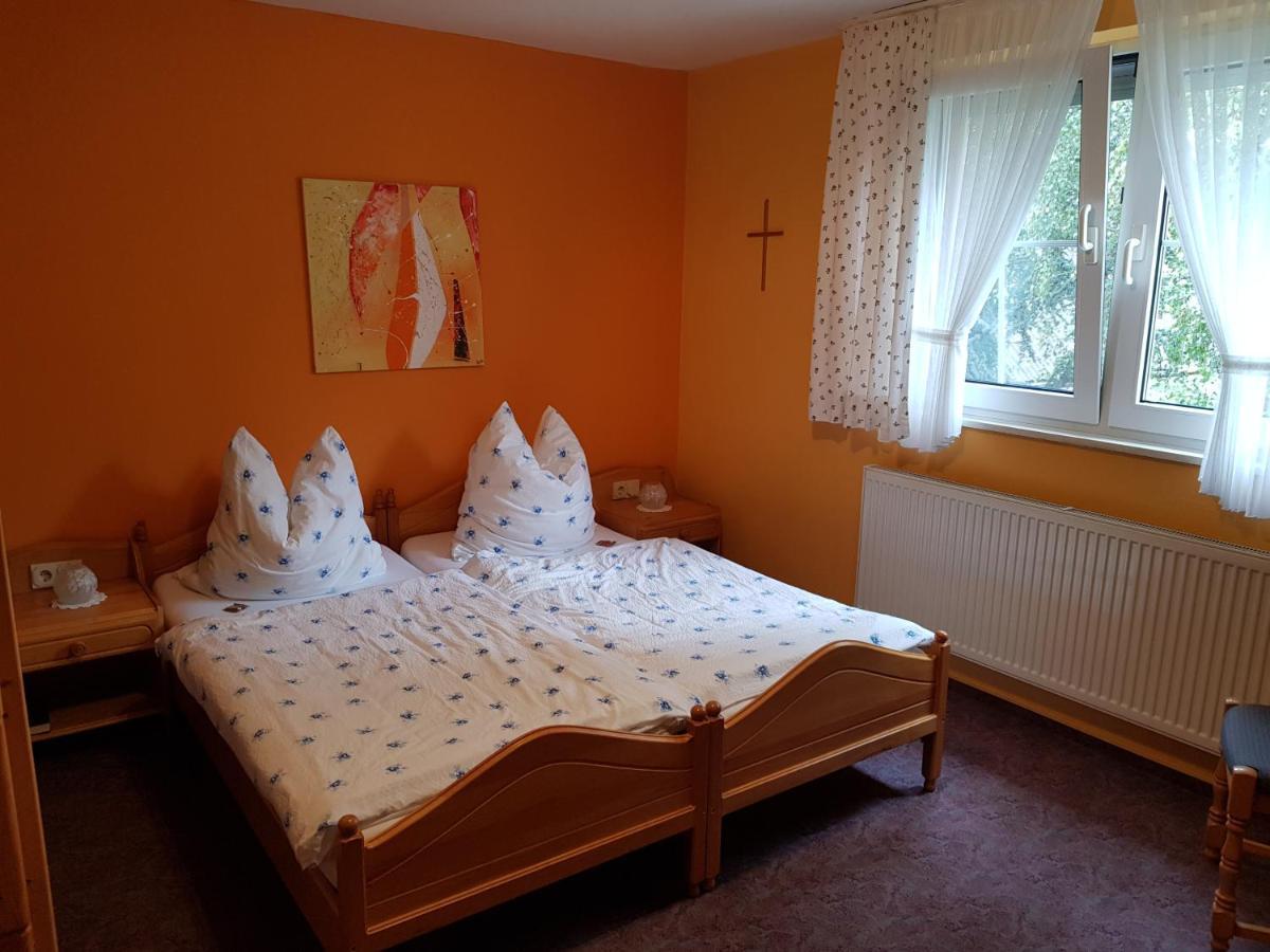Zur Dorfmuhle Hostel Aislingen Bagian luar foto