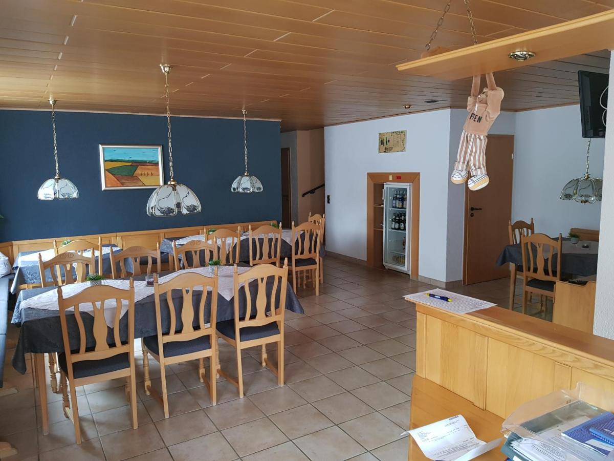 Zur Dorfmuhle Hostel Aislingen Bagian luar foto